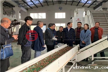 油茶籽烘干参观.jpg